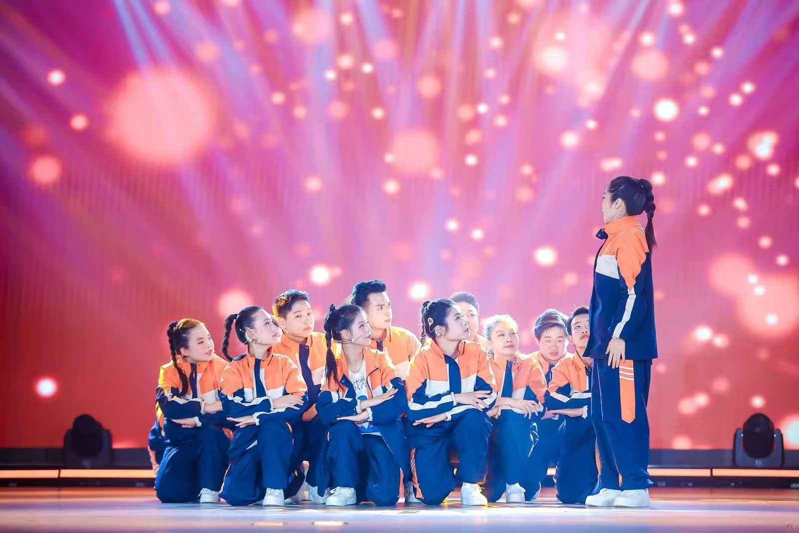 江西省宜春市举办第七届残疾人艺术汇演
